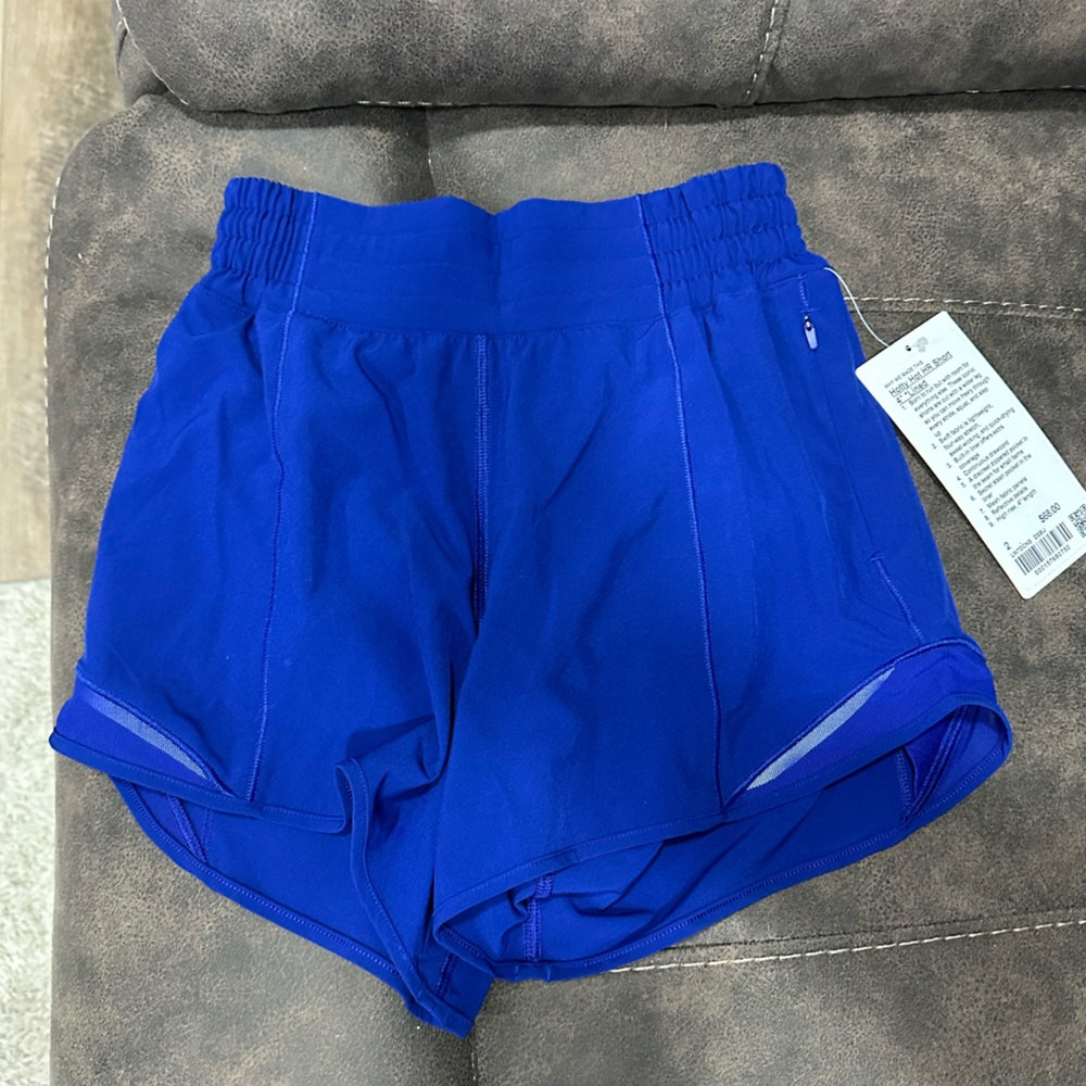 Lululemon hotty hot 4inch